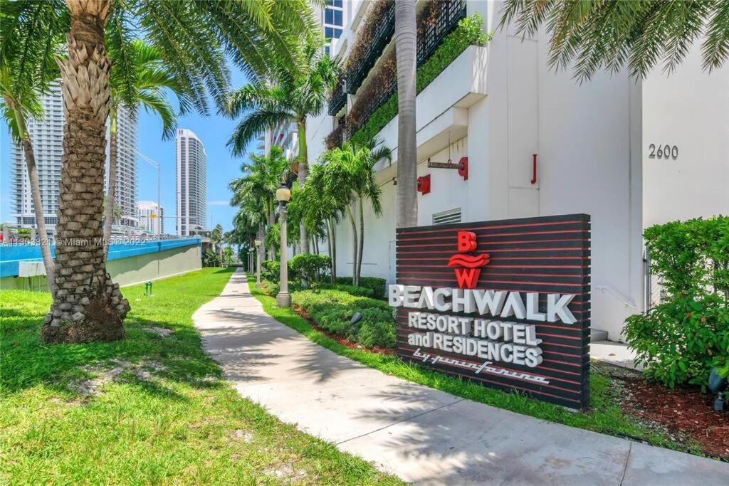 Luxury Condo Steps From Beach Hallandale Beach Bagian luar foto